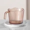 Portabicchiere in plastica trasparente ambrata con bordo ondulato e manico isolante - 8.5x7x5.7cm / Marrone