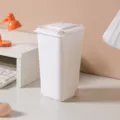 Mini white wheelie bin style desktop trash can with lid and wheels for office - Basic Style / 10*6.5*16cm / White