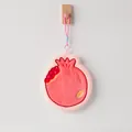 Essuie-mains mignon en polaire corail en forme de grenade avec une boucle rose à suspendre. - Série de fruits - Grenade / Taille standard (20x21 cm) / Rouge