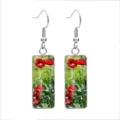 Dettaglio di orecchini a gancio in acciaio inox con motivo a fiori di papavero rosso - Stile Fiore di Papavero 7 / 10x25mm