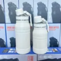 White 316 stainless steel sports vacuum bottles in two sizes with portable handles - 800ML / White