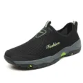 Heren ademende mesh wandelschoenen casual slip-on sneakers met antislipzool voor buiten sport. - 39 / Zwart
