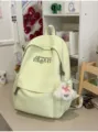 Mochila escolar verde claro con bonito bordado de letras y gran capacidad útil. - Con Colgante / Verde