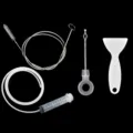 Kit de limpieza para desagüe de frigorífico de 5 piezas con cepillo largo, tubo PVC y jeringa. - Juego de 5 piezas en bolsa / Blanco