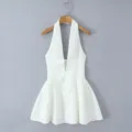 Weißes französisches Halfter Plissee Kleid, sexy V-Ausschnitt rückenfreies Slim Minikleid. - S / Kleider / Reinweiß
