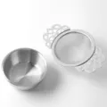 Passoire à thé en inox avec double oreilles et support, design dentelle pour filtrer. - Argent