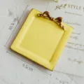 Vassoio portagioie quadrato in resina vintage con fiocco dorato per orecchini anelli e piccoli og - Quadrato Giallo