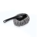 Mini cepillo plumero para coche con mango negro y cabezal de microfibra gris para limpieza. - Gris