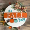 Targa da porta in legno autunnale con zucche e fiocco scozzese, decoro rustico raccolto. - Targa zucca Fall