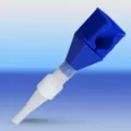 Embudos de aceite de coche de plastica azul con abrazadera para repostaje de moto y automovil - Azul