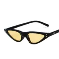 Retro Katzenaugen Sonnenbrille mit schwarzem Rahmen und gelben Gläsern für Vintage-Stil. - Schwarzer Rahmen Gelbe Linse (C4)