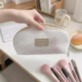 Simple portable white mesh shell-shaped makeup brush bag for travel and organization - L / White
