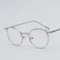 Occhiali da vista retro leggeri a mezza montatura per donna, stile studente casual. - Montatura Argento Trasparente C7