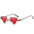 Steampunk Dreieckige Sonnenbrille mit schwarzem Metallrahmen und roten Gläsern für Party. - Schwarzer Rahmen Rote Gläser C3