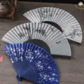 Éventail pliante en soie rétro traditionnel chinois en bambou danse vintage cadeau 1pc - Styles et Couleurs Mixtes