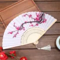 Abanico plegable de estilo chino de seda flor de ciruelo madera para baile regalo - Estilo A07