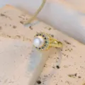 Französischer eleganter handgemachter Perlenblumenring, verstellbarer offener Goldring - Edelstein Perlenstil