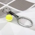 Mini Tennisschläger und Ball Metall Schlüsselanhänger, süßer Sport Schlüsselring Anhänger. - Antik Zinn
