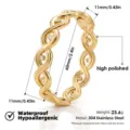 Brazalete de acero inoxidable chapado en oro de 18K con diseño torcido doble y diamantes. - Brazaletes de doble capa con cuentas y estrás