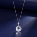 S925 Silber weißer Chalzedon Friedensschnalle Halskette Detail, elegante Vintage Stücke. - Roségold
