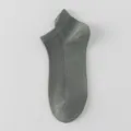 Herren Sommer atmungsaktive Mesh Kurzsocken einfarbige niedrige Bootssocken Salbeigrün - Einheitsgröße / Pinien-Grün