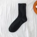 Calzini medi neri da donna in cotone tinta unita, stile casual per primavera estate. - Taglia unica / Nero premaman