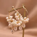 Natürliche Süßwasserperlen Gold Creolen für Damen, elegante schicke Alltags Schmuckstück - Weiße Perlen-Set Creolen