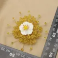 Spilla di fiori in cristallo dorato fatta a mano elegante corsage girasole vintage per donne moda - Stile Fiocco di Neve Oro