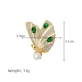 Spilla farfalla perla dorata con pietre verdi e zirconi scintillanti per donne moda. - Stile Farfalla Smeraldo / Oro