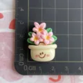 Harz Topf Blume Charms süße lächelnde Pflanze Miniatur Handwerk DIY Handyhülle Zubehör - Off-White Smile Topf Rosa Blume