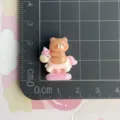 Harz Cartoon Bär Einhorn Figur Zubehör Detail auf Messgittermatte für Dekoration - Bärenbaby Reitet Karussell