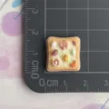Mini ciondolo toast in resina simpatico cibo fai da te accessorio scarpa e materiale - 4* Toast con noci miste