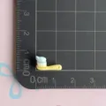 Ciondolo in resina a forma di spazzolino per creazione di gioielli fai da te e portachiavi. - Spazzolino Giallo (7)