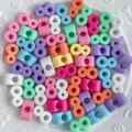 Abalorios acrílicos en forma de número 8 coloridos accesorios para colgar el teléfono - Estilo de Número Multicolor (8)