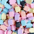 Miniatur Koffer Harz Charms für DIY Handyhüllen Haarklammern und handgemachte Bastelzubehör. - Stil 3 Kleiner Koffer