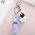Niedlicher Cartoon Astronaut Rakete Schlüsselanhänger Silikon Taschenanhänger Geschenk - L / Blau