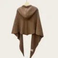 Detalle chal con capucha tejido, bufanda mezcla lana marrón, accesorio de invierno. - 234cm / Caqui