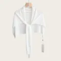 Detailed view of the elegant white knit T-shaped shawl, perfect for summer air conditioning. - 180cm / Cream White