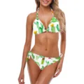 Vista frontale di un bikini bianco con stampa di cactus verde indossato da una modella - Cactus