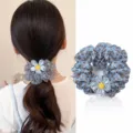 Blauer Leo-Print Haargummi mit süßer Blumen-Anhänger, stilvolles elastisches Haarband für Frauen. - Blumenstil
