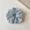 Coletero para el pelo con estampado floral azul en satén elegante accesorio mujer - Coletero / Azul