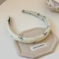 Κομψή γαλλική στέκα μαλλιών με τύπωμα φιόγκου για γυναίκες, καθημερινό αξεσουάρ. - Πλάτος 2cm / Ανοιχτό κίτρινο