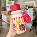 Cute milk bottle vacuum insulated water cup with portable strap and bear design for students. - 500ml / YY-8281 Red