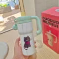 Simpatica tazza termica in acciaio inox con cannuccia e manico, borraccia per studenti. - 600ml / BSQ-931 verde