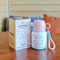 Bottiglia termica portatile da 300 ml per bambini con grazioso motivo a stelle e cinturino. - 300ml / WB-BW2811 / Rosa