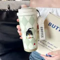 Isolierter Kaffeebecher mit grünem Rautenmuster, tragbarer Schlaufe und süßem Katzenmotiv. - 500ml / Niedliches Tier Grün