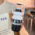 Gradient white 450ml vacuum insulated water bottle with handle and straw for daily sports. - 550ml / BSB-084 White