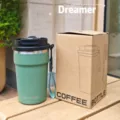 Tazza da caffè in acciaio inossidabile verde portatile con coperchio e tracolla - MD-112 Verde