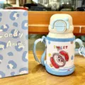 Kids stainless steel vacuum insulated water bottle with cute cartoon design, strap and box. - 550ml / Dwbbt-bw White