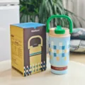 Stainless steel portable thermos cup with green handle, 480ml capacity, vintage grid design. - 16oz / Portable Coffee Cup with Green Lid